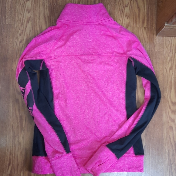 Never worn pink quarter zip up - Picture 5 of 8